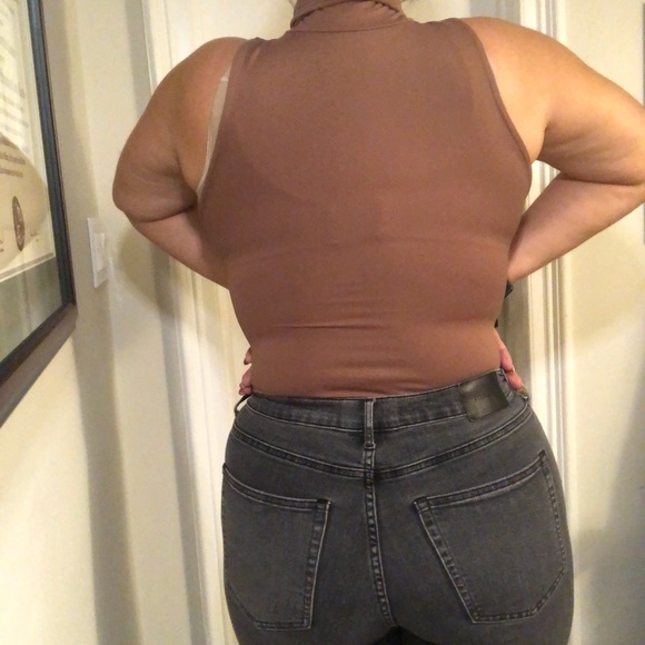 ZARA SLEEVELESS TURTLE NECK BODYSUIT - Picture 3 of 7